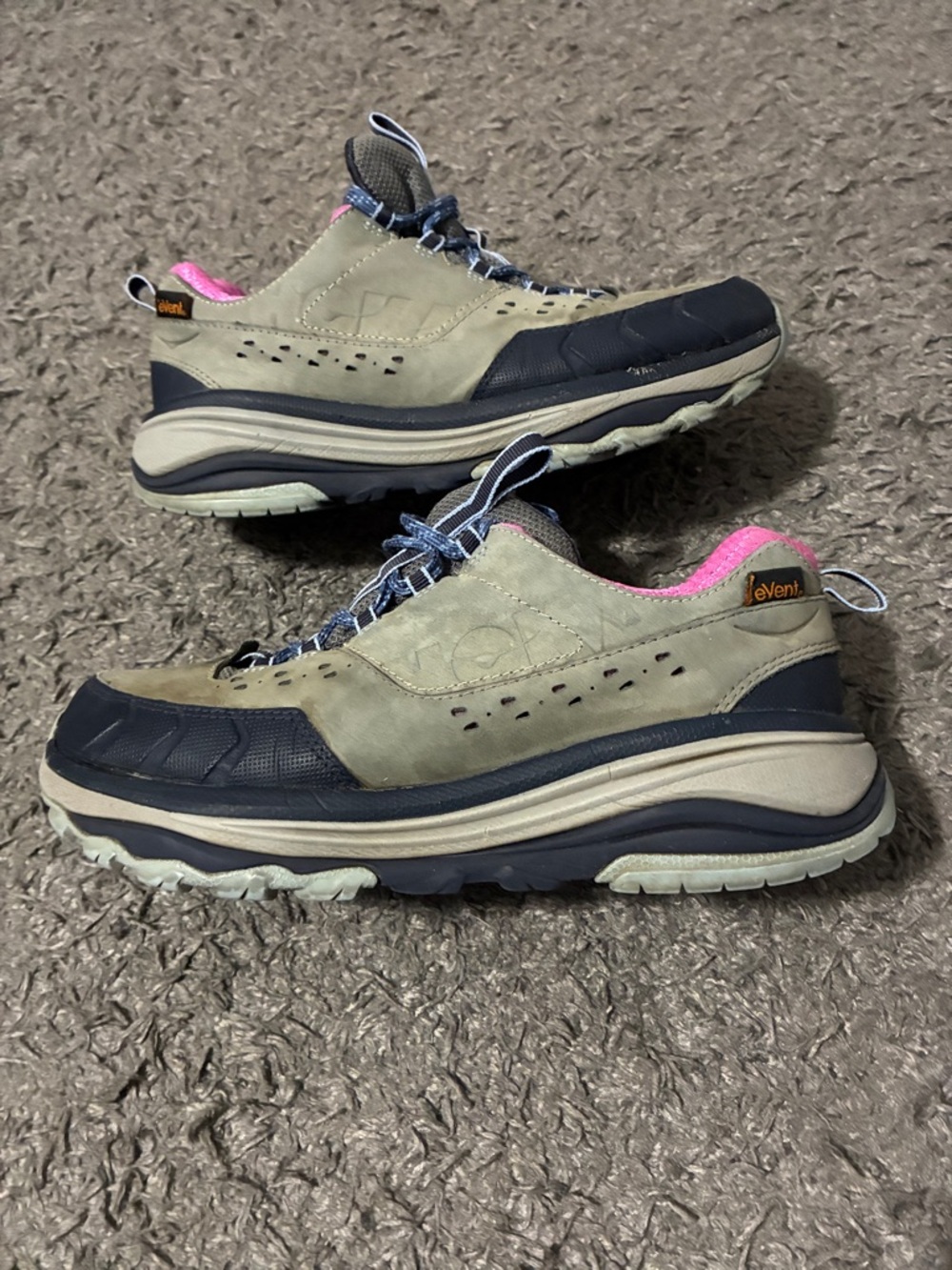 Hoka tor summit